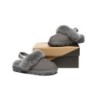 UGG Enfants pantoufles à bretelles en laine de mouton Suzie Gris