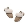 UGG Enfants pantoufles à bretelles en laine de mouton Suzie Sable